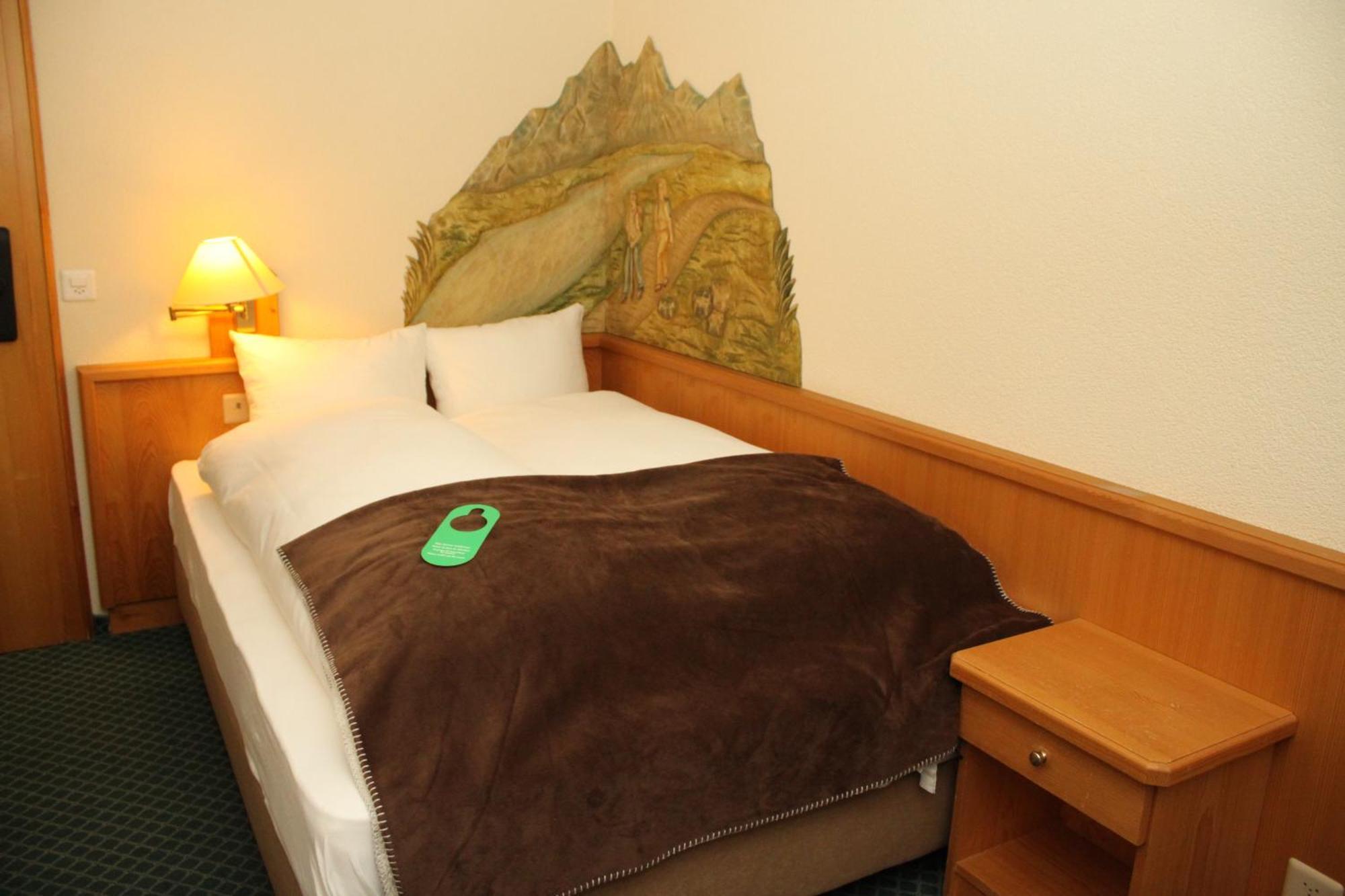 Grichting Hotel & Serviced Apartments Лойкербад Екстериор снимка