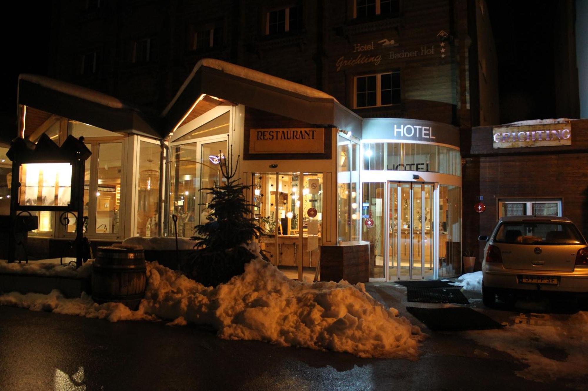 Grichting Hotel & Serviced Apartments Лойкербад Екстериор снимка